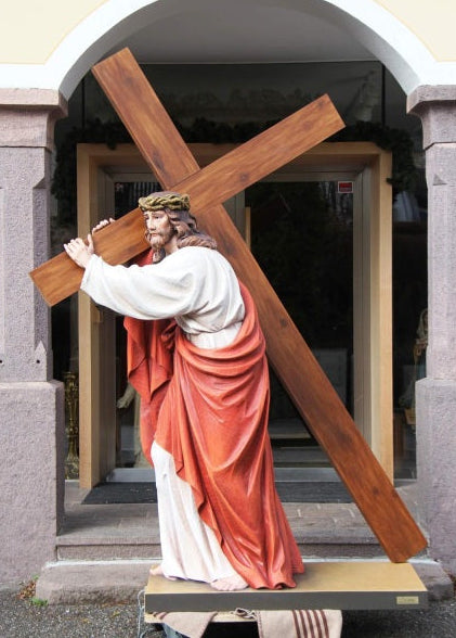 Wood Carved Statue of Jesus Carrying the Cross (FSCC14) Fynders Keepers