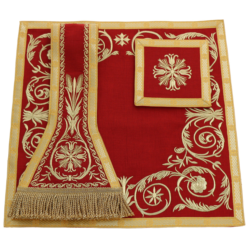 Red Roman chasuble in flax blend with embroidery, detail view
