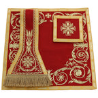 Red Roman chasuble in flax blend with embroidery, detail view