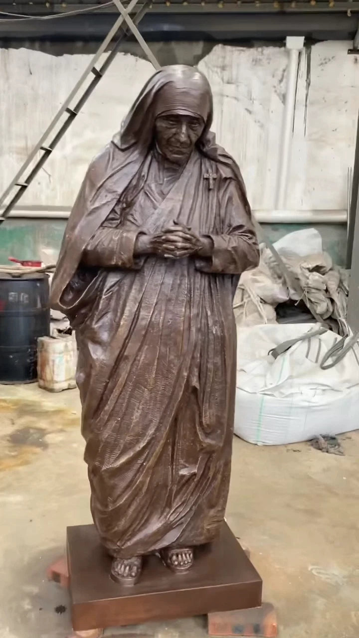 Mother Teresa in Real Bronze 72"