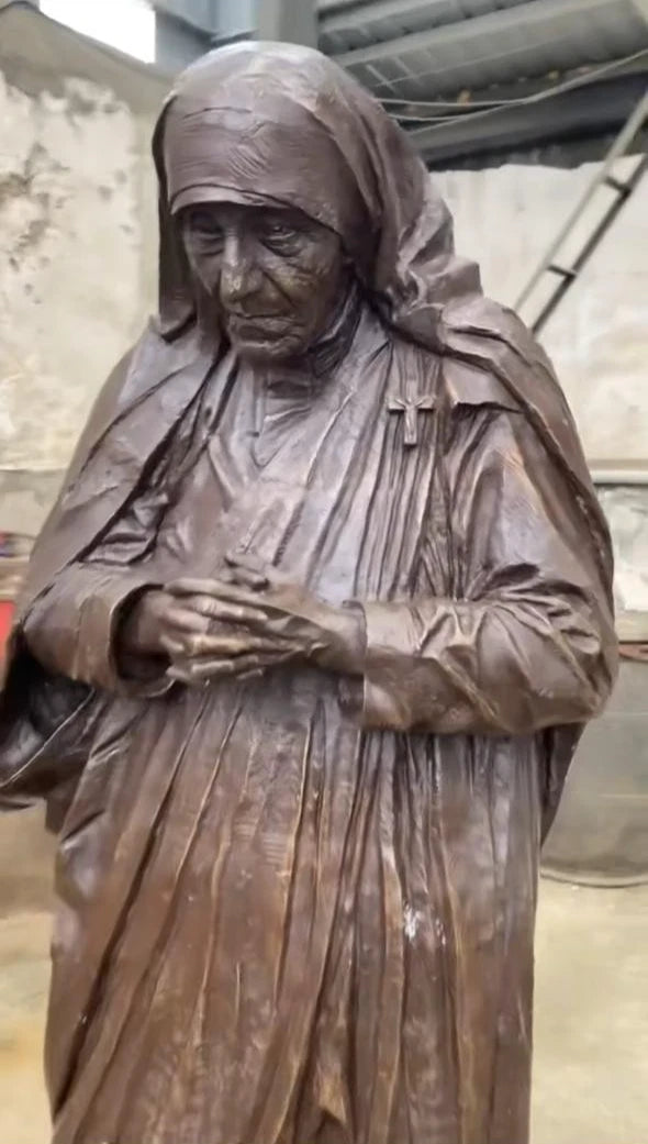 Mother Teresa in Real Bronze 72"