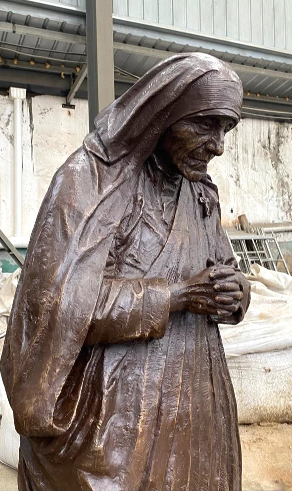 Mother Teresa in Real Bronze 72"
