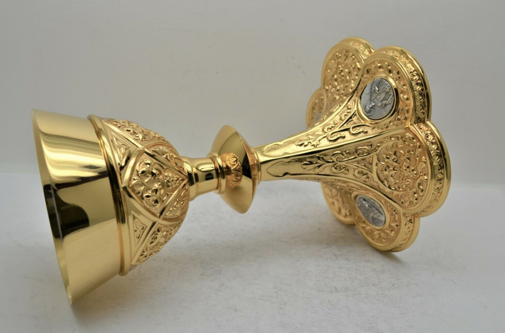 New St Louis Chalice Gold