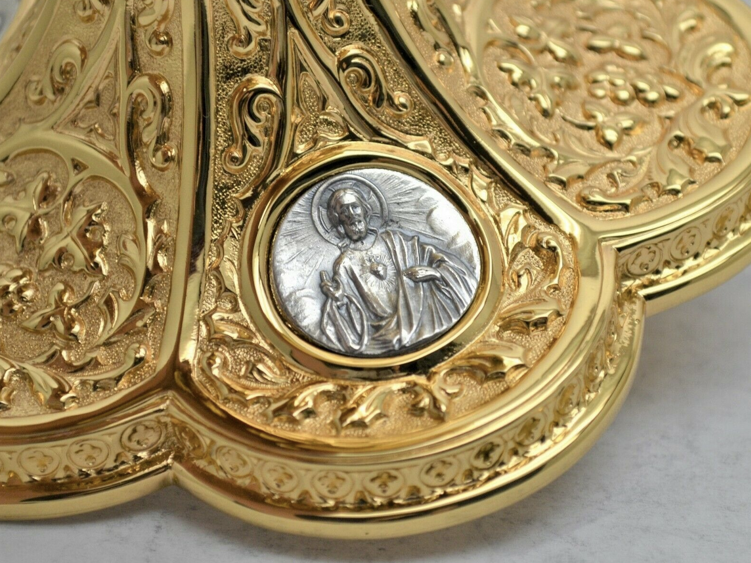 New St Louis Chalice Gold