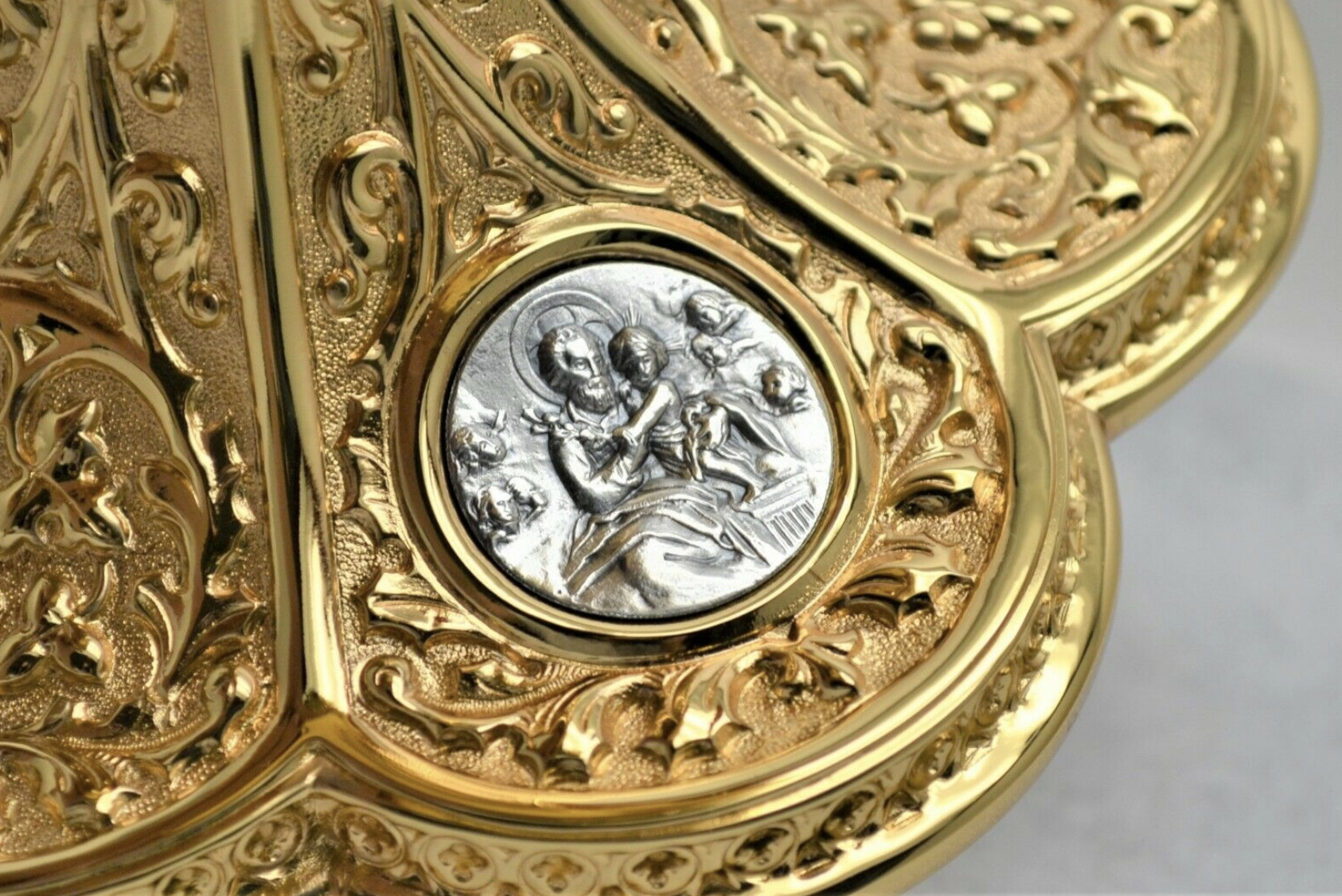 New St Louis Chalice Gold