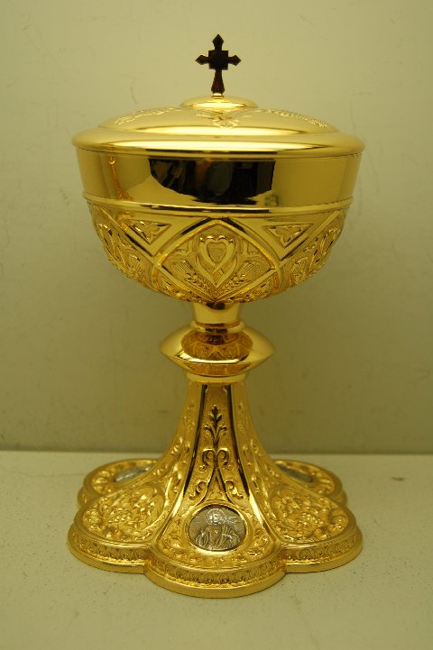 New St Louis Ciborium In Gold