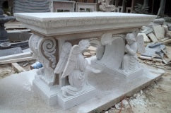 Altar G Angel Altar in Marble