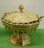 H-75 Ornate Censer Boat