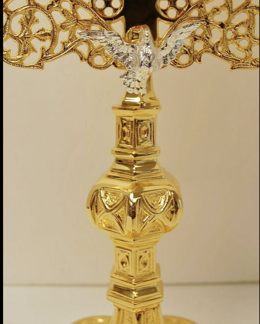 h-40 Gothic Spired Monstrance