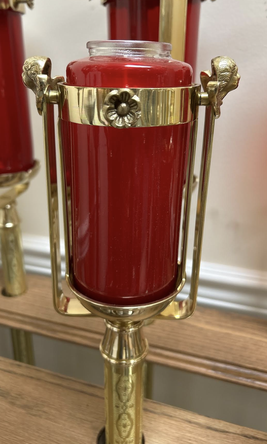 H-311 Set of 6 Torches with Wood Stand Fynders Keepers