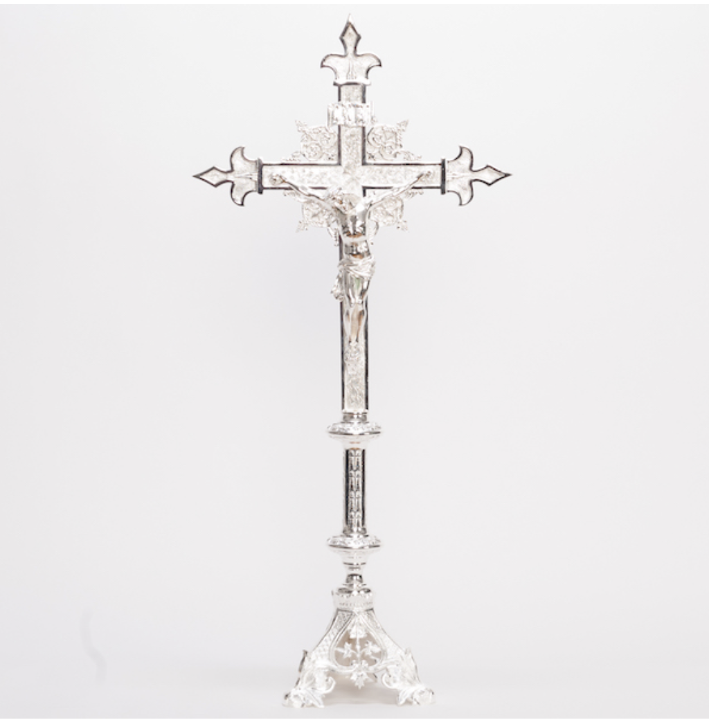 H-135 Ivy Altar Crucifix
