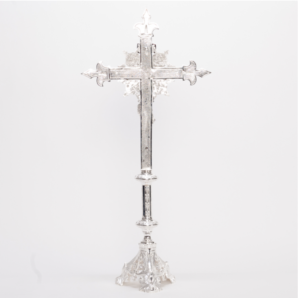 H-135 Ivy Altar Crucifix