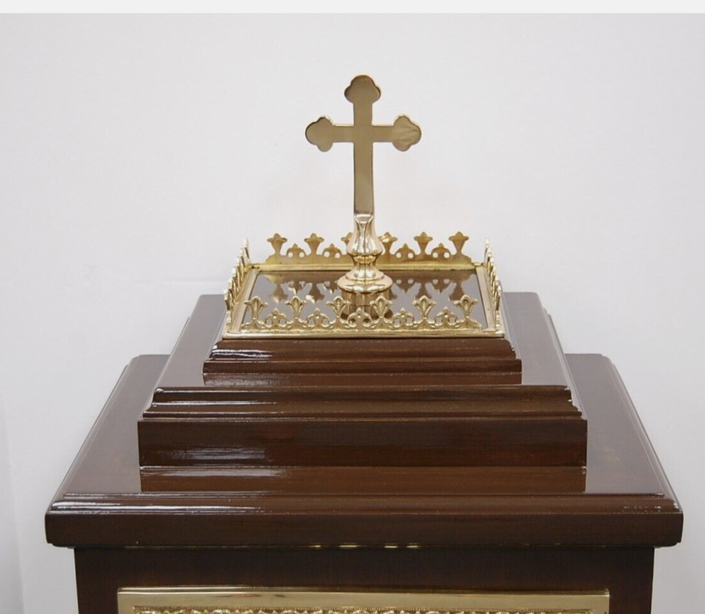 H-253 Large Host Monstrance Tabernacle Fynders Keepers