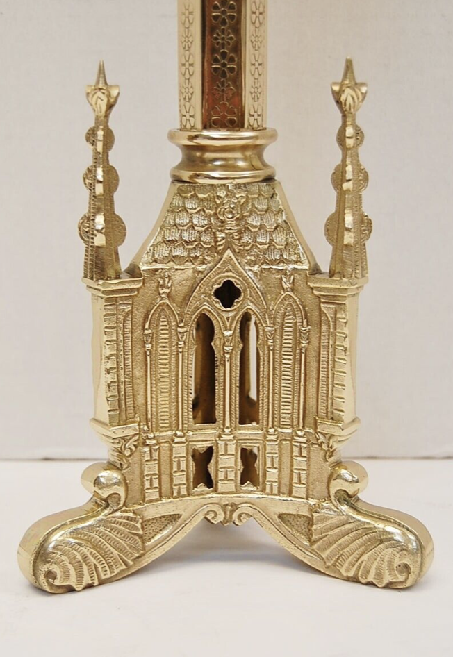 H-118 Gothic Altar Crucifix 23.25