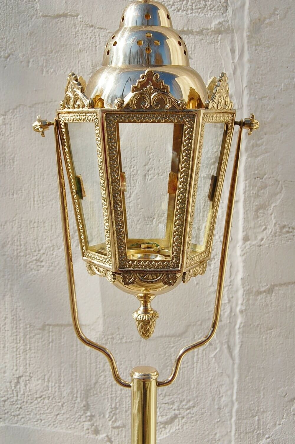 H-130 Single Processional Lantern Fynders Keepers