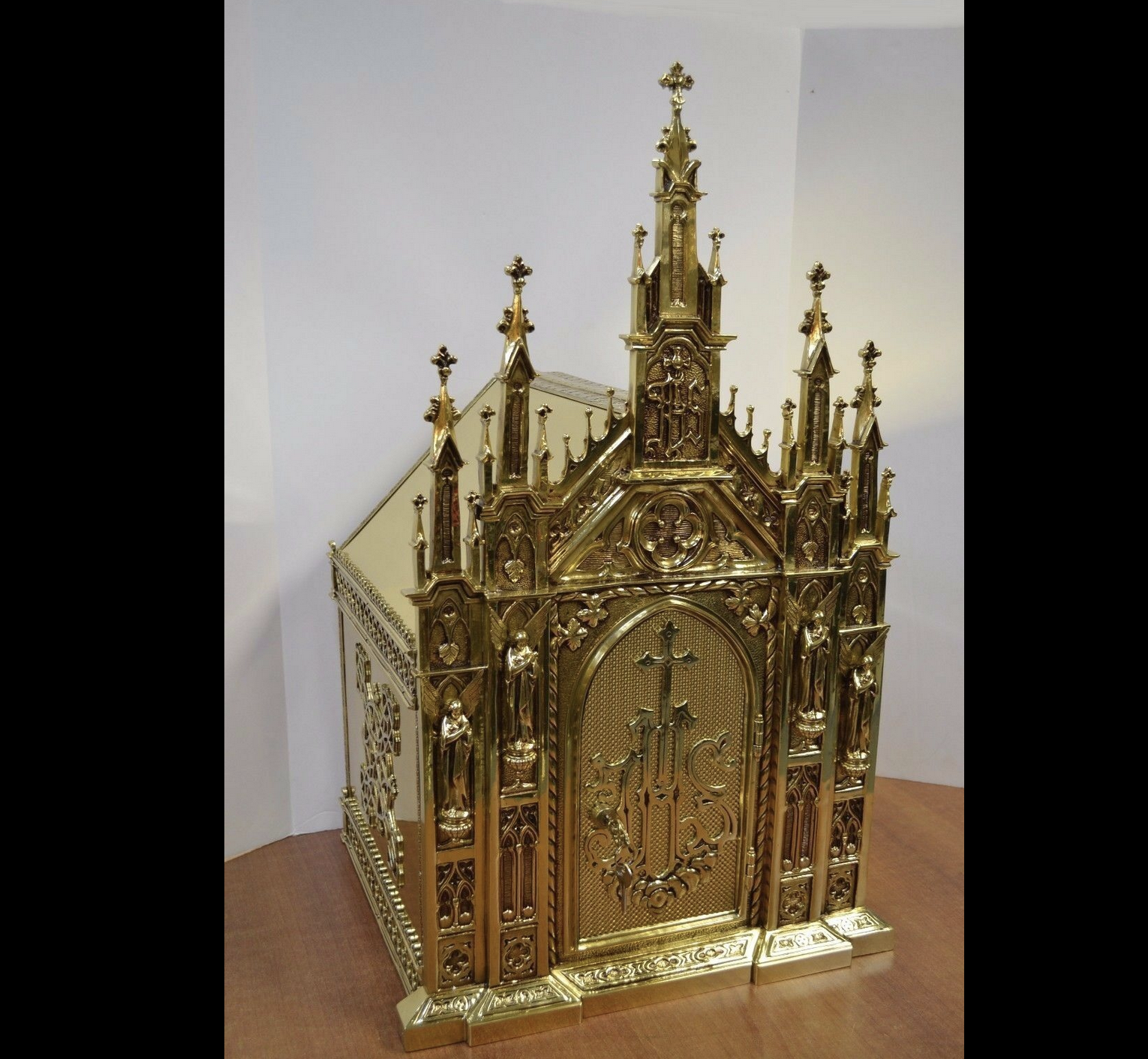 H-511 Gothic Large Cathedral Tabernacle (call for current price)