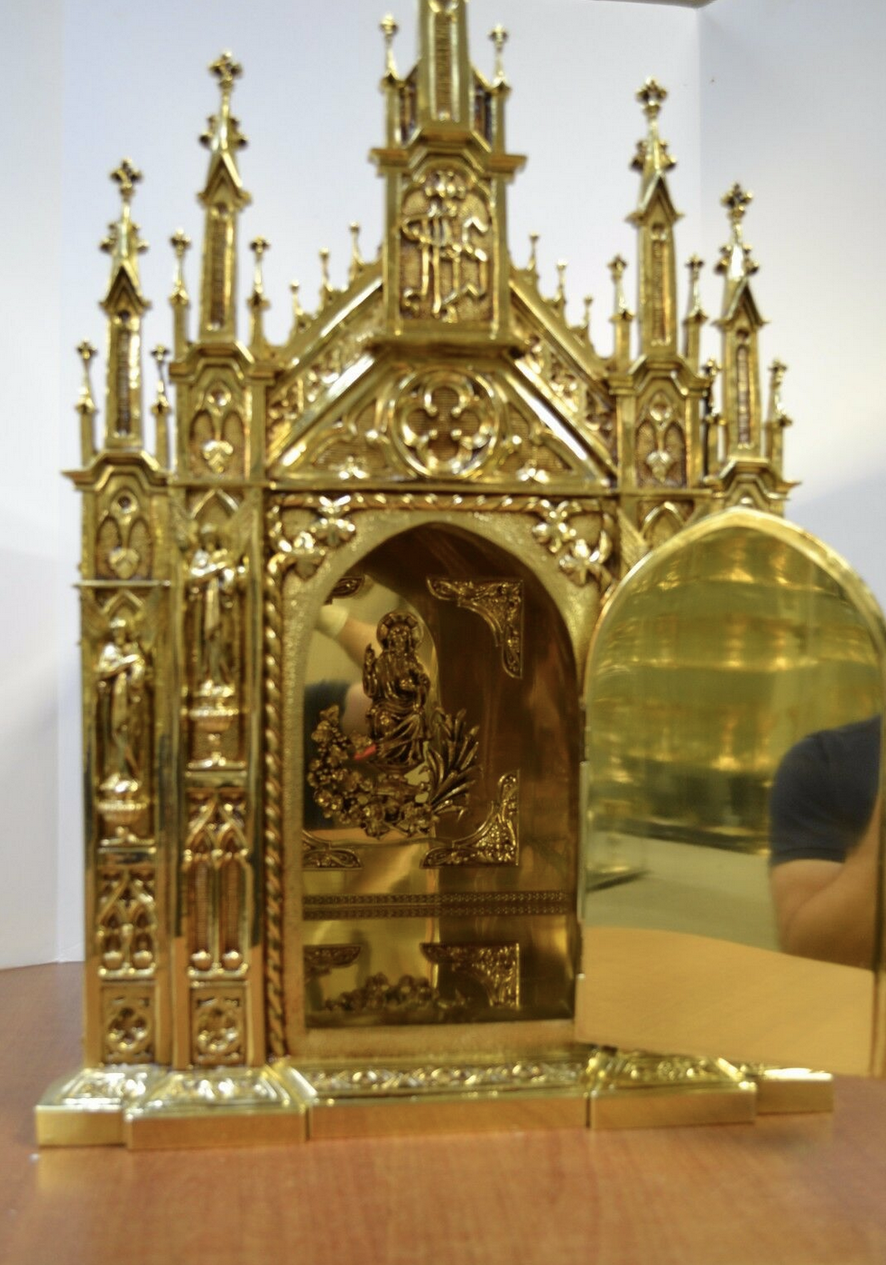 H-511 Gothic Large Cathedral Tabernacle (call for current price) Fynders Keepers