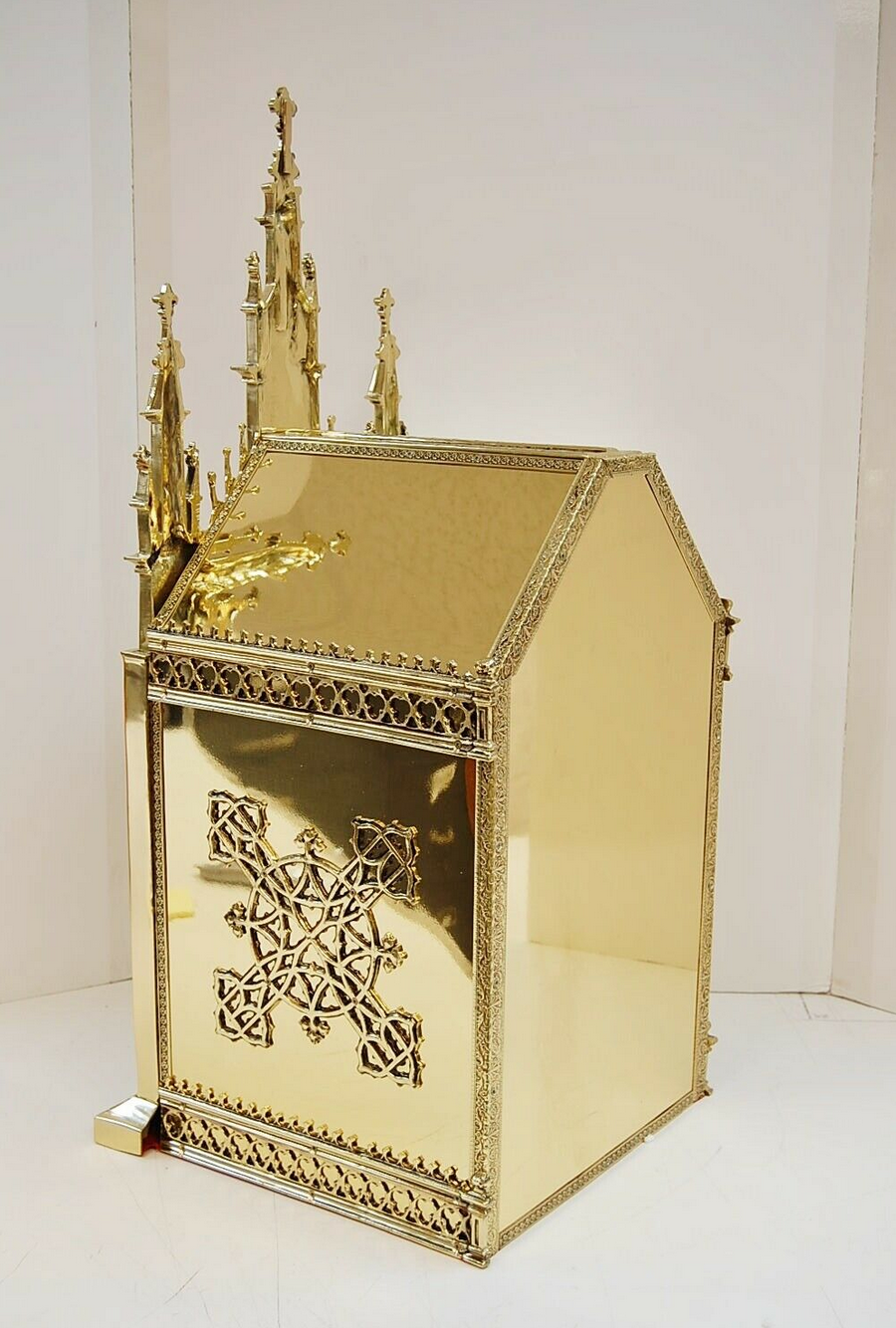 H-417 Gothic Tabernacle Fynders Keepers