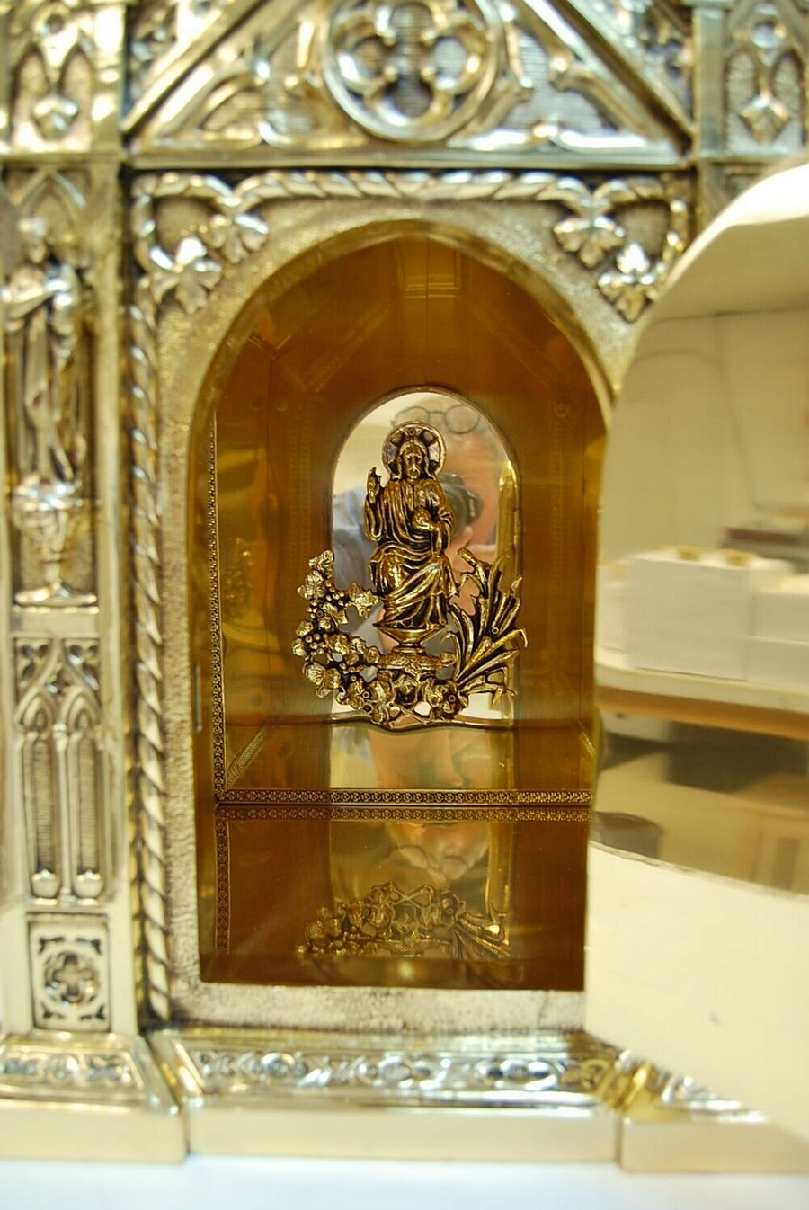 H-417 Gothic Tabernacle Fynders Keepers