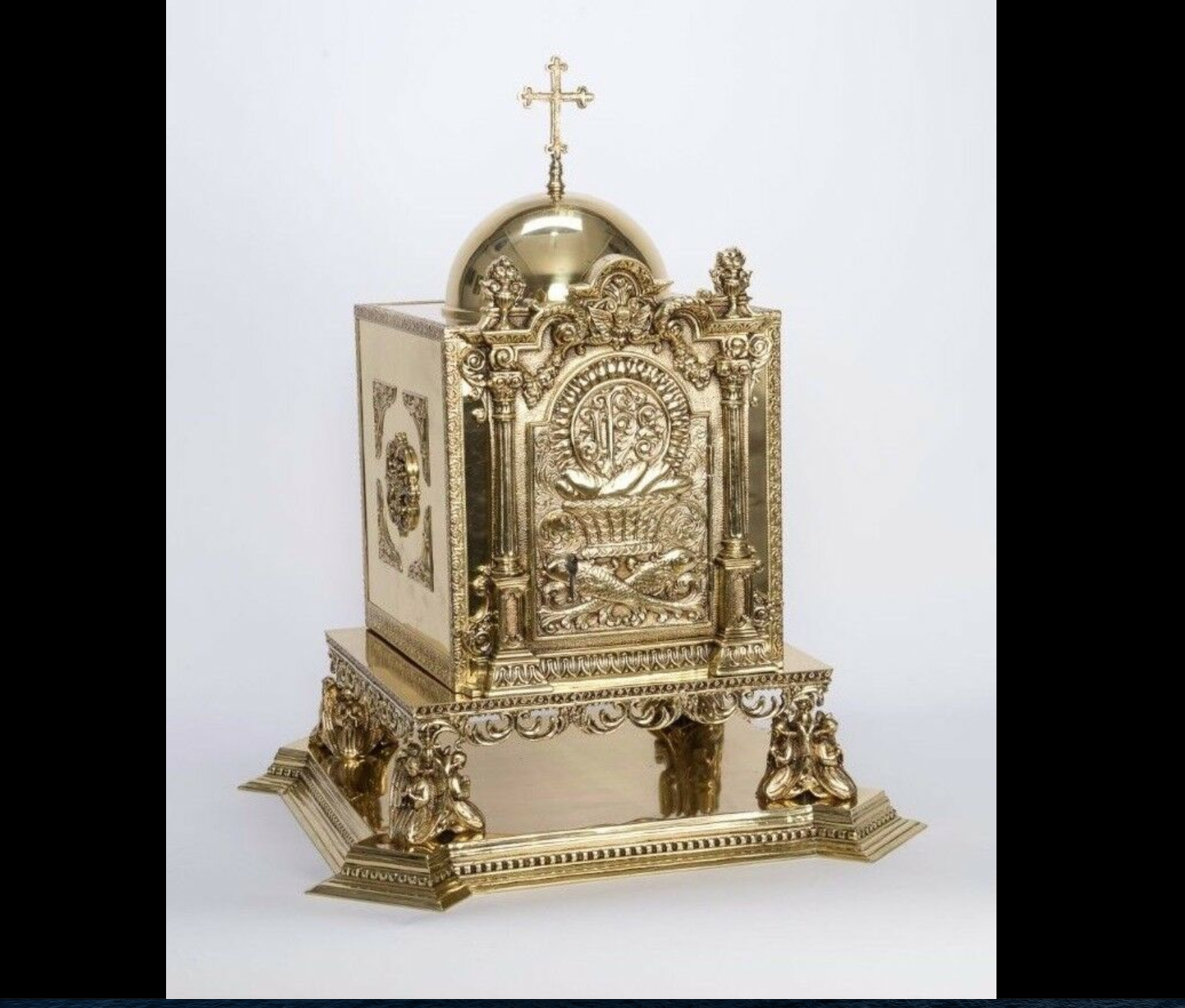 H-809 & H 812 Stand Tabernacle w/ Stand