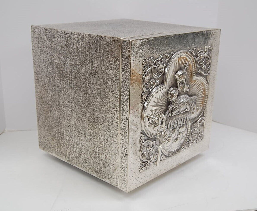 H-815S Silver Agnus Dei Lamb of God Tabernacle Fynders Keepers