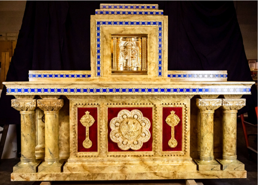Ornate Altar x585850