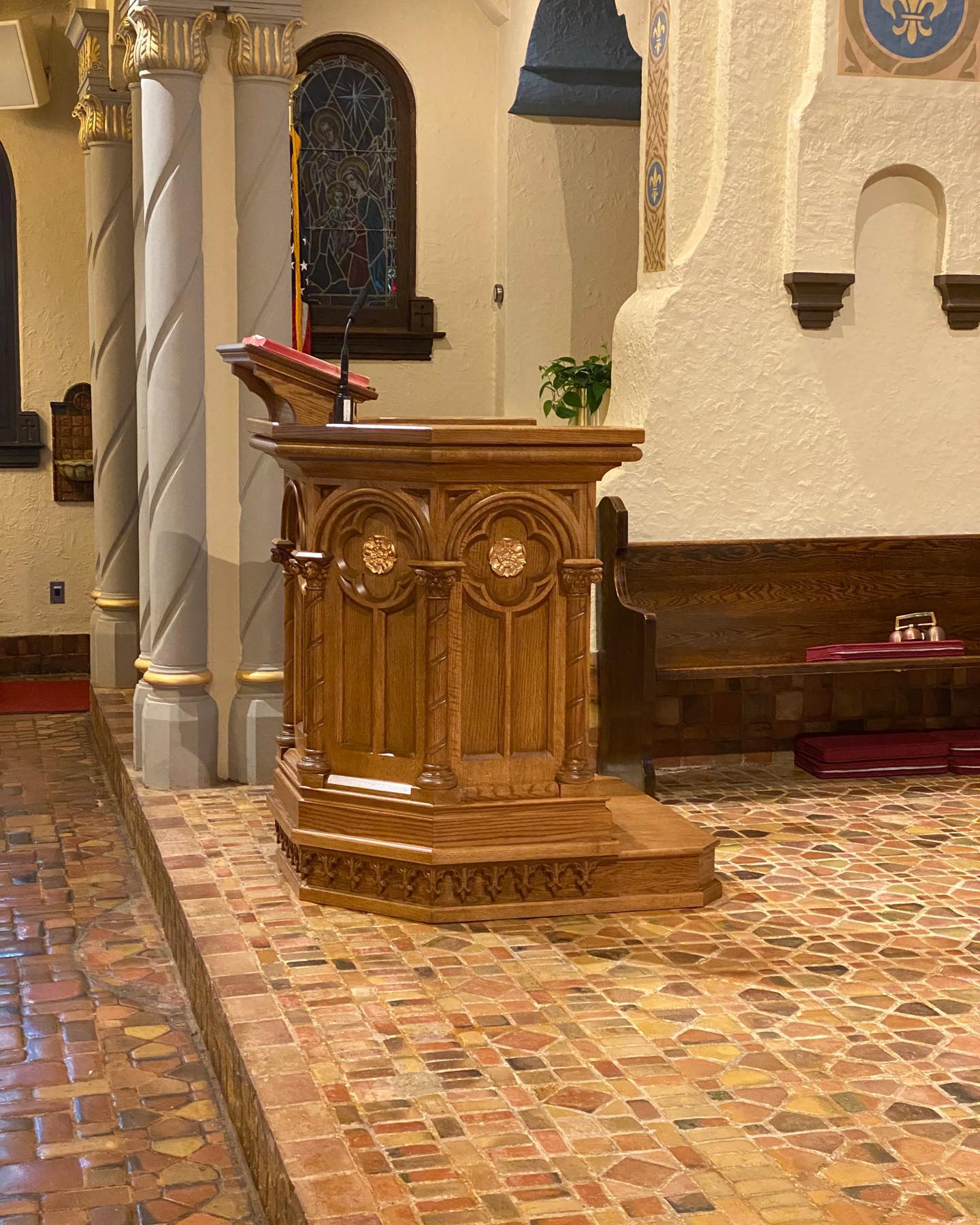 Gorgeous Romanesque Pulpit X528585