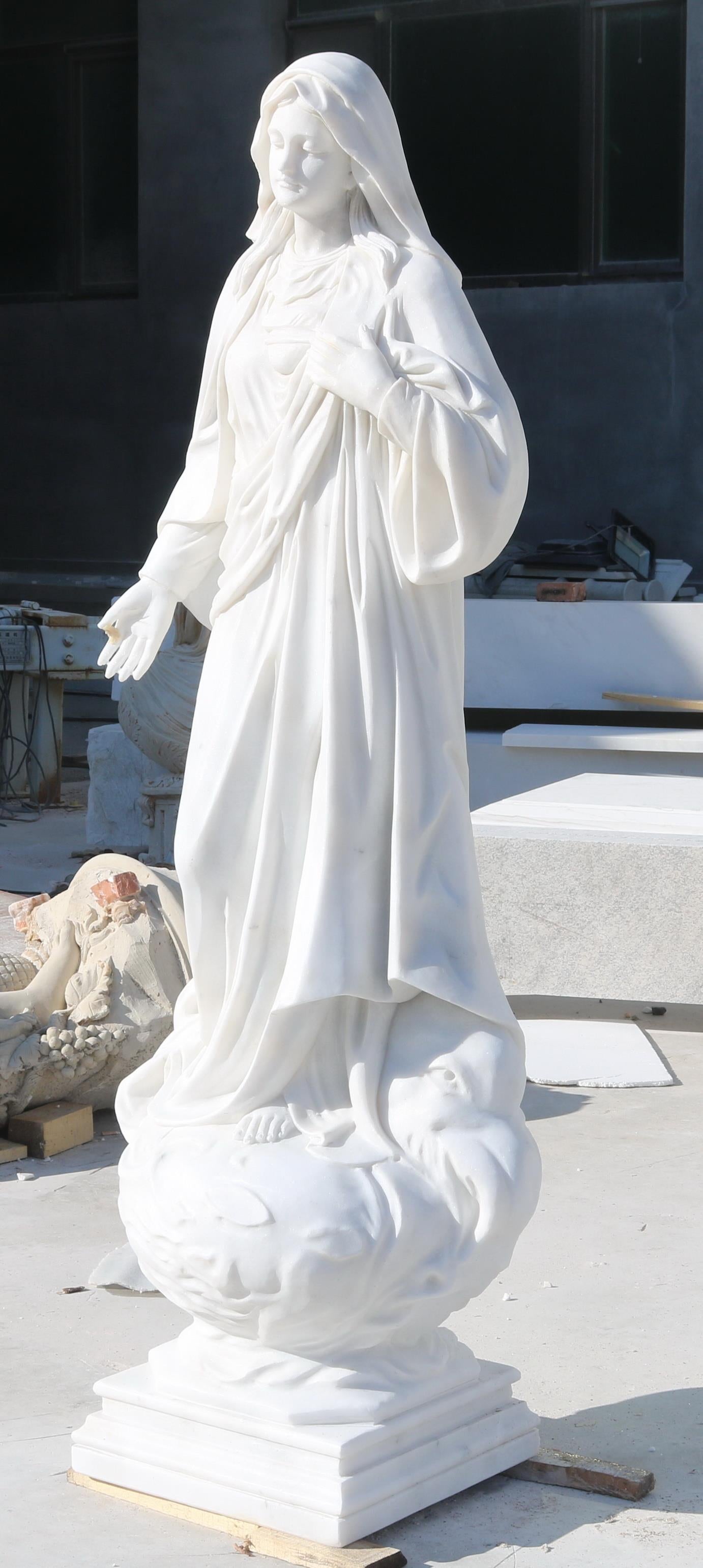 Custom Mary In Marble 0"