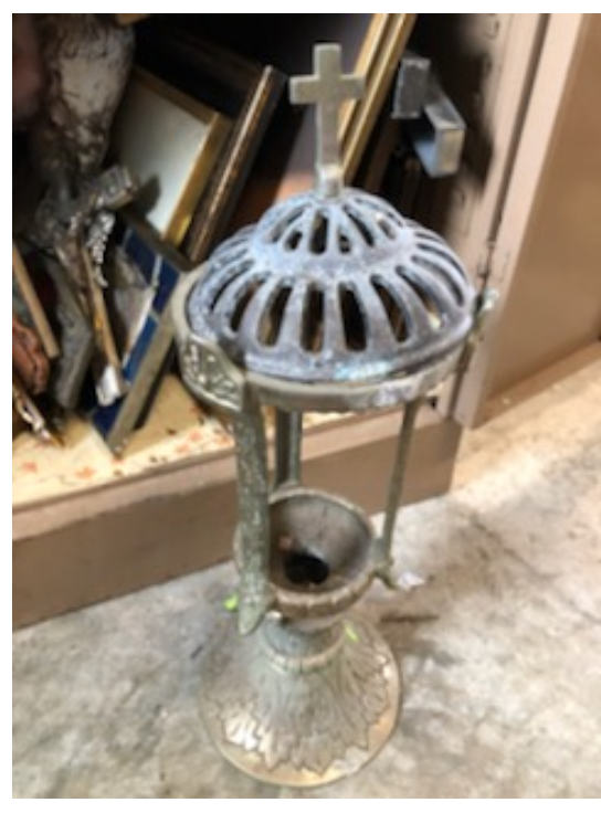 Two Large 7 day votive Stands with smoke caps Fynders Keepers