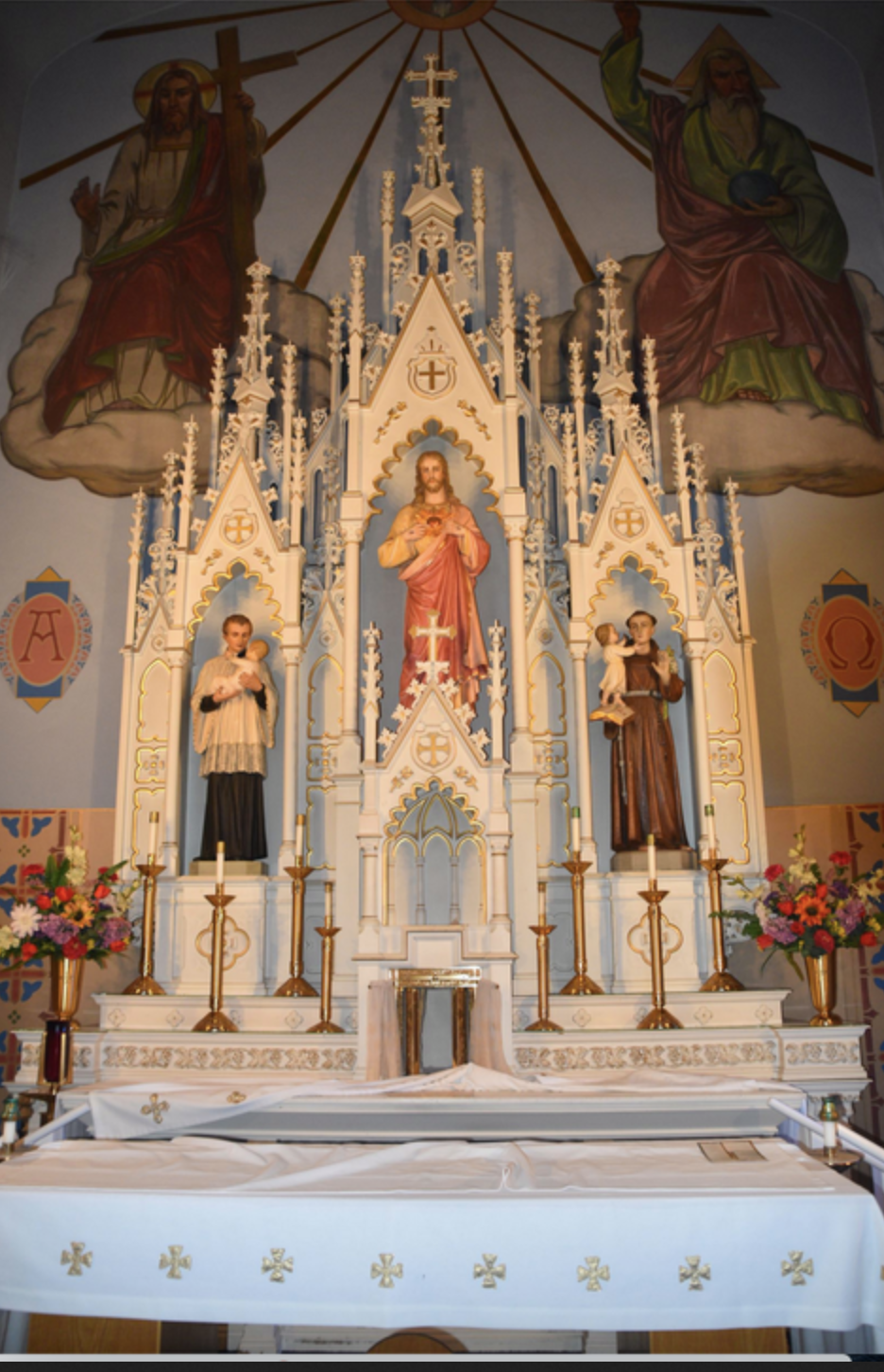 White Gothic antique high altar, removed from a church in Pennsylvania and reinstalled in Bellwood, Nebraska
