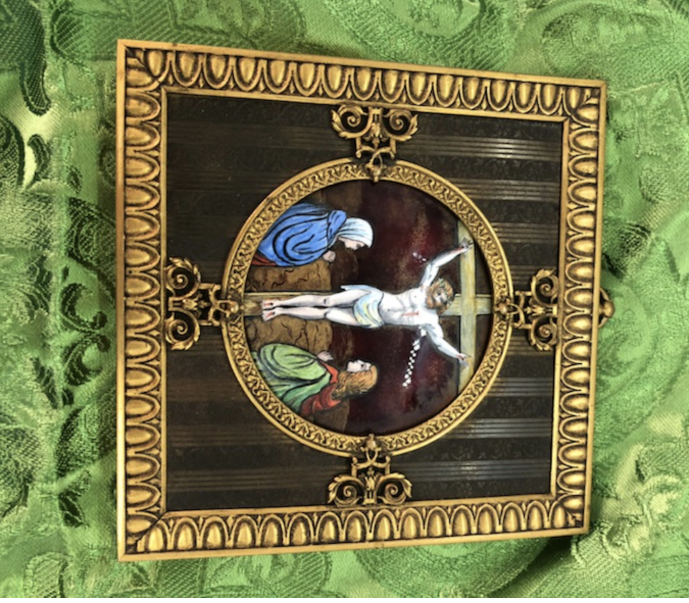 a33 Limoge of Christ Crucifixion