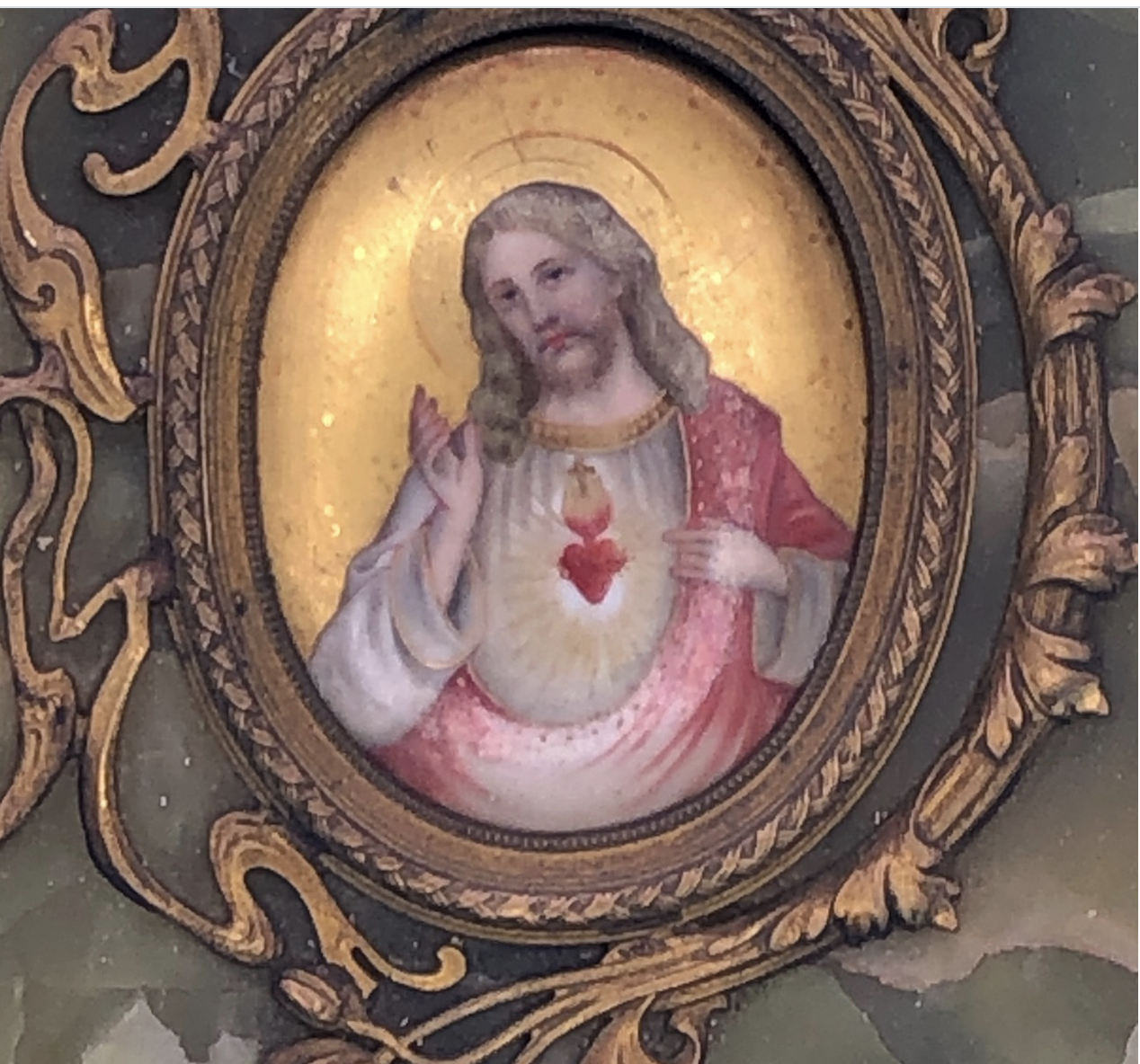 Stunning Green Onyx Porcelian of Sacred Heart in Elipical Pattern. Great rare French Piece