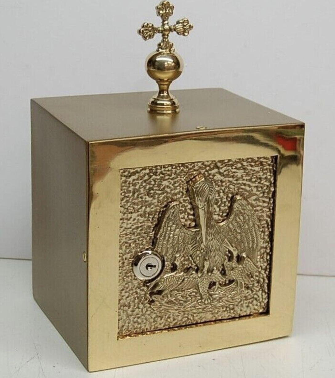 H-408 Tabernacle Chapel Size Fynders Keepers