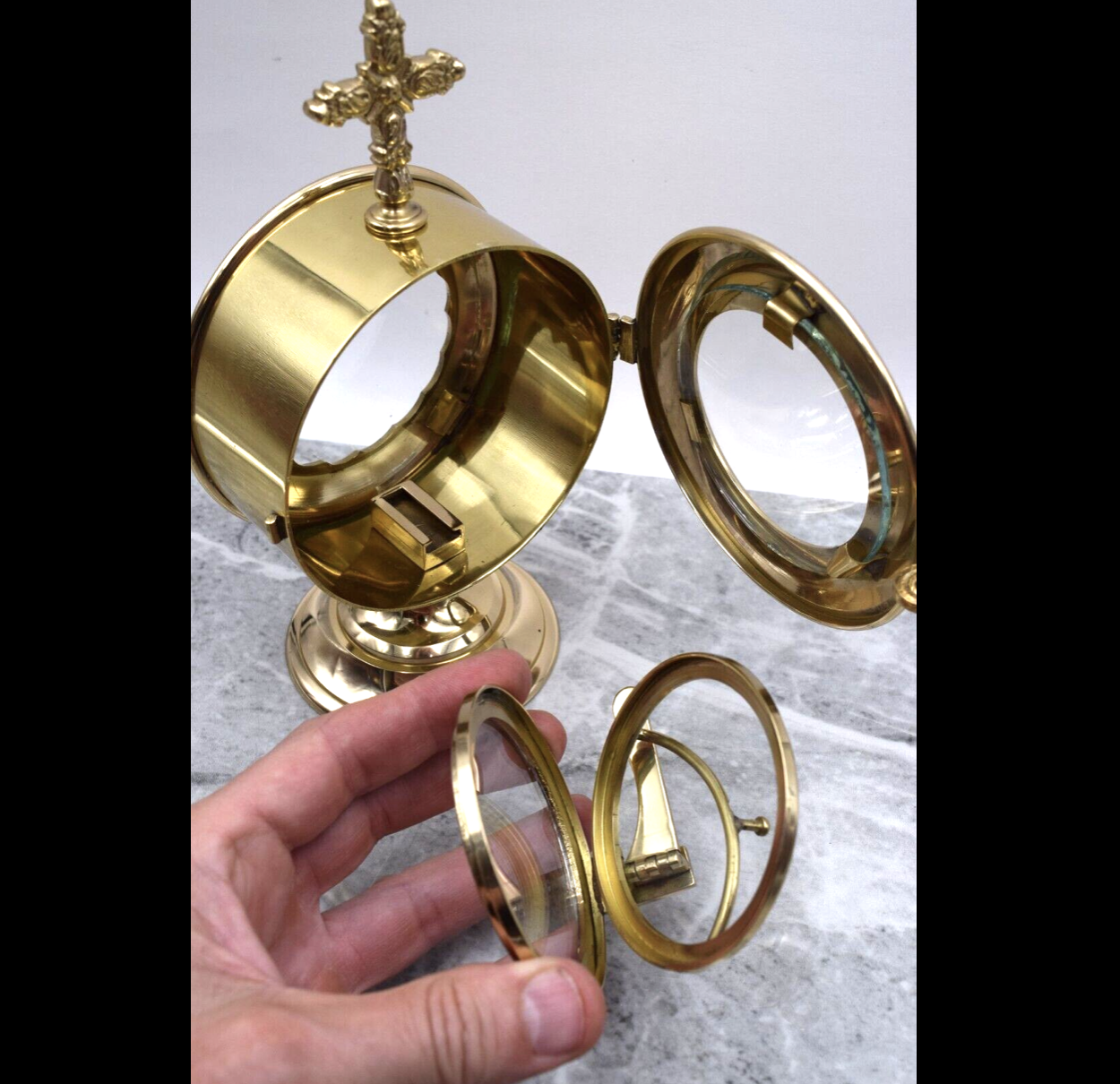 H-415 Chapel Monstrance