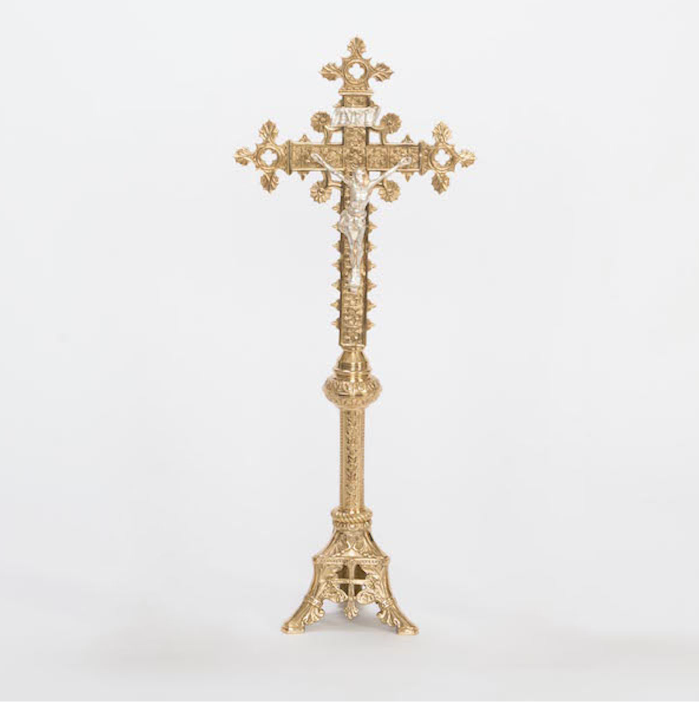 H-186ac Altar Crucifix
