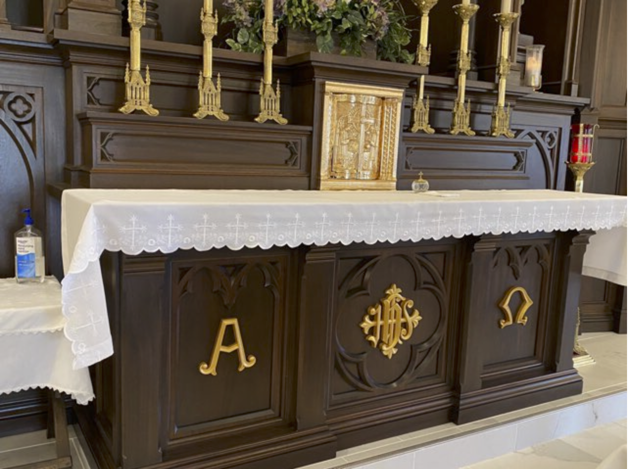 Holy Redeemer Catholic Church -Mahagony  Complete Sanctuary