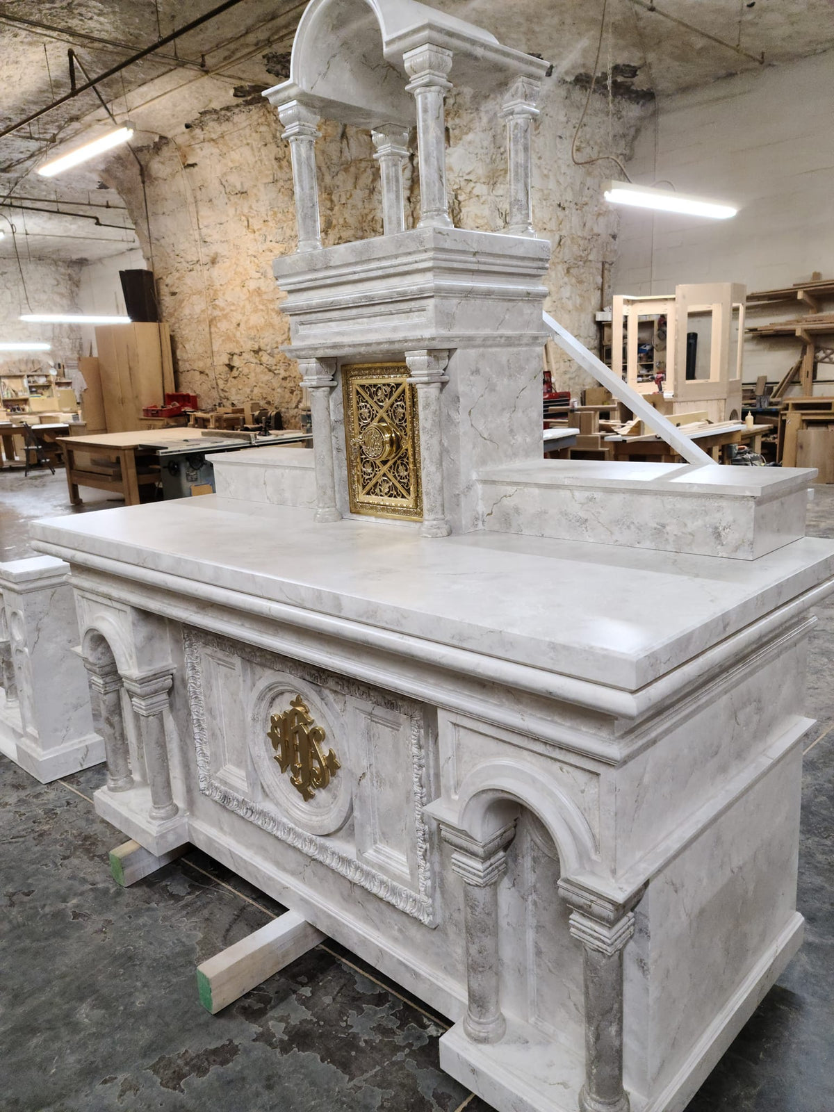 Adoration Chapel Altar Fynders Keepers