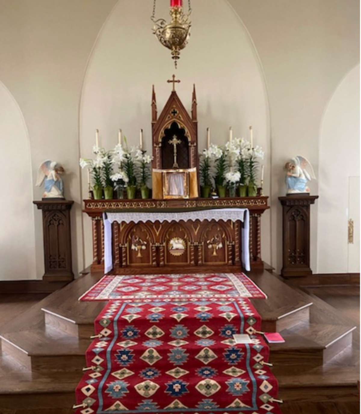 Custom Altar and Railing Fynders Keepers
