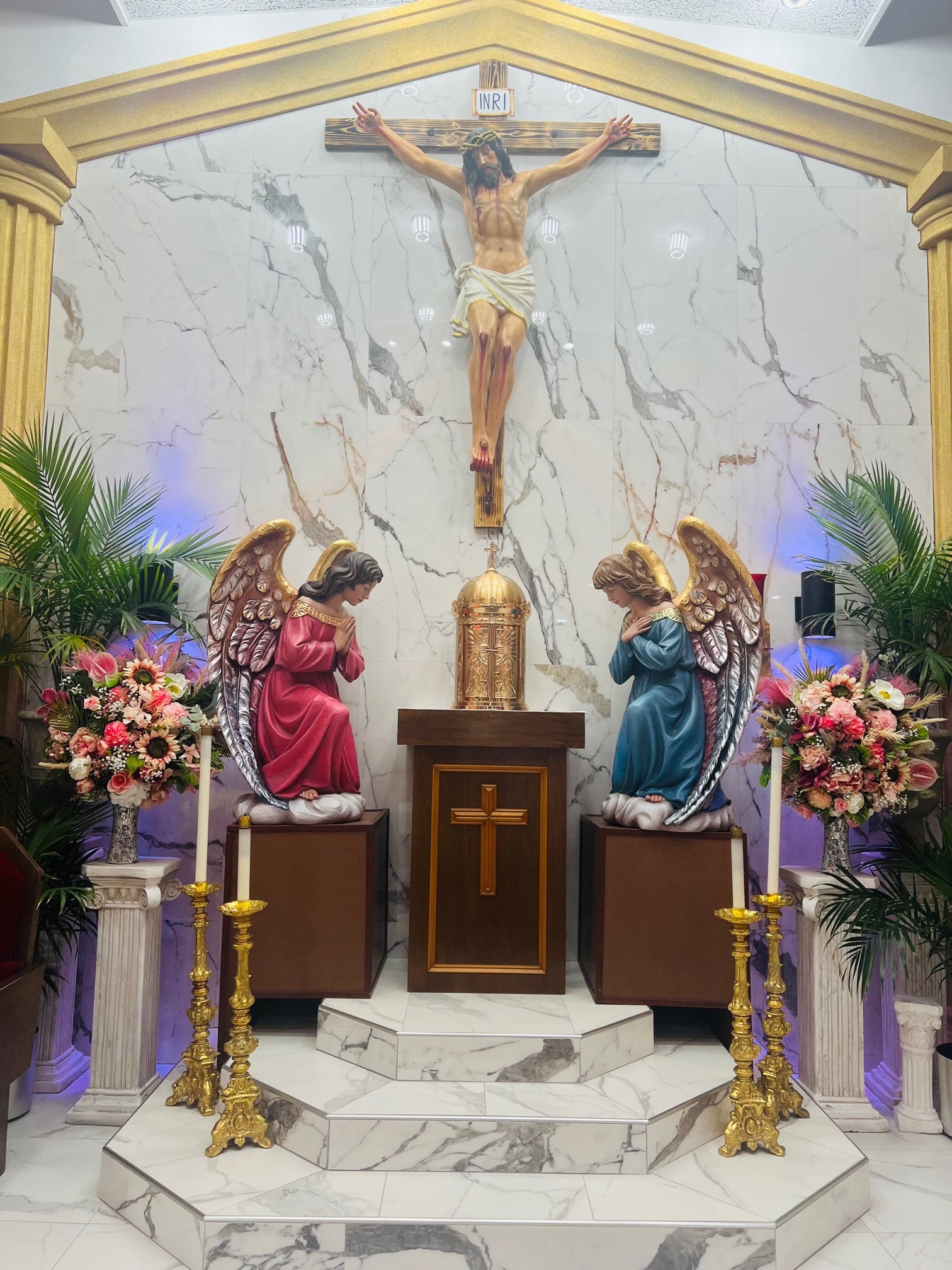 Custom Very Large Angels from Italy