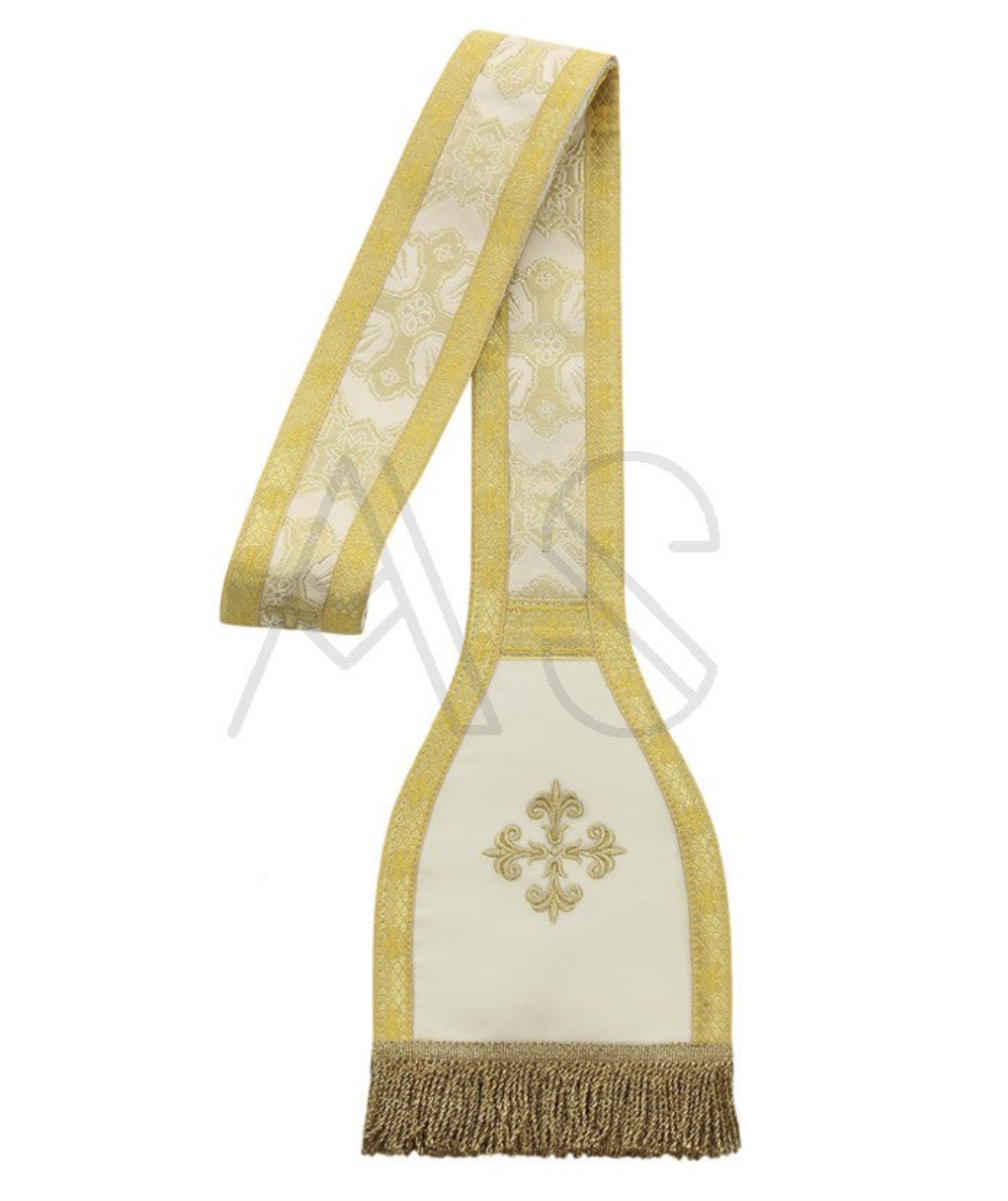 B22 White Gold Vestment Beautiful w/ Pelican New. Fynders Keepers