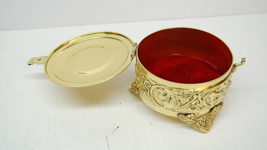 H-806 Ornate Brass Luna Holder Fynders Keepers