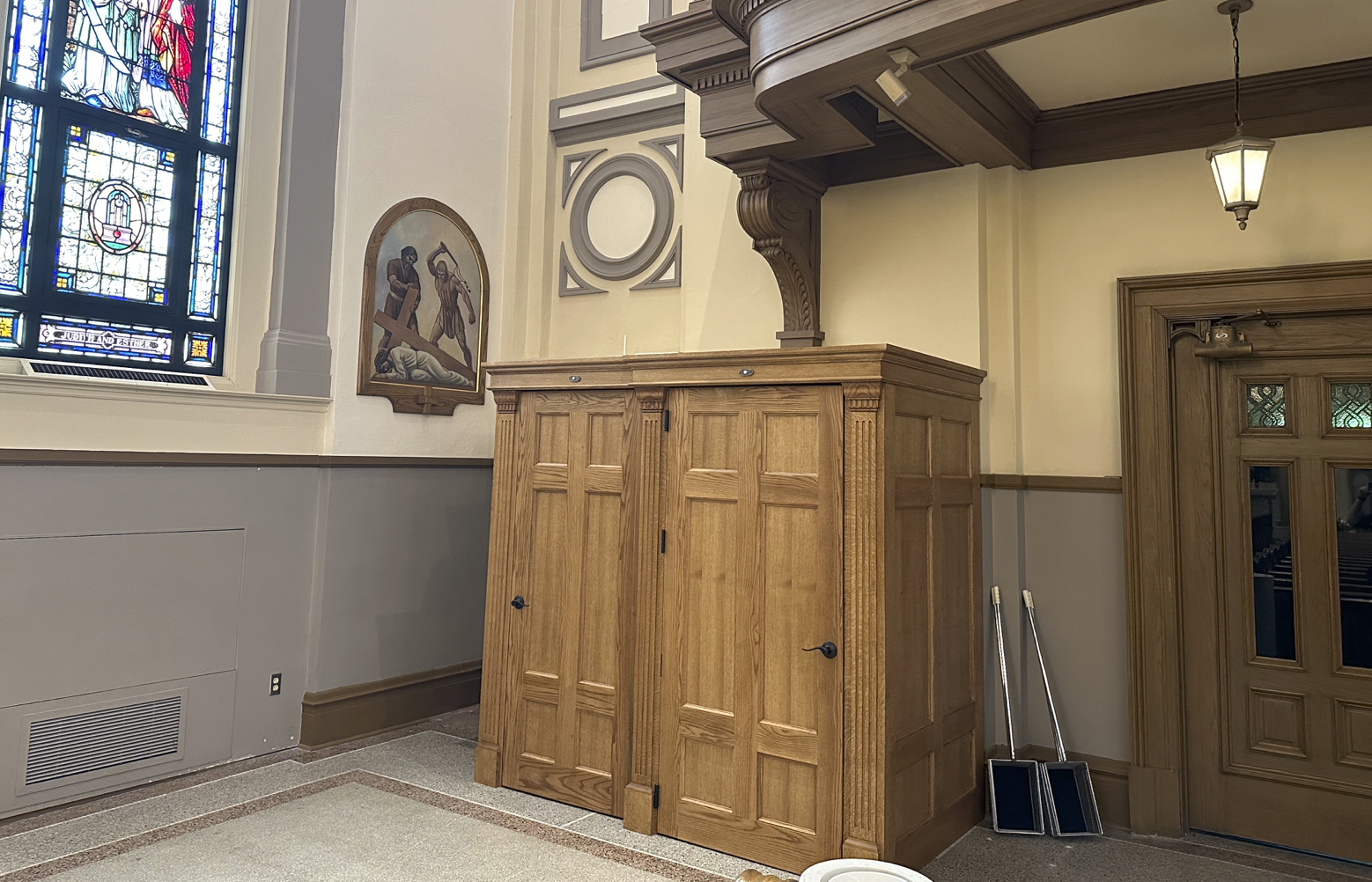 Custom Confessional X15900