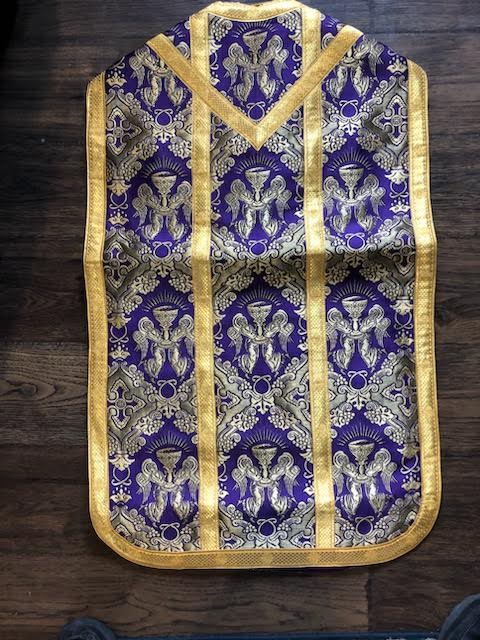 Standing Angel Pattern Violet Vestment 5 piece set
