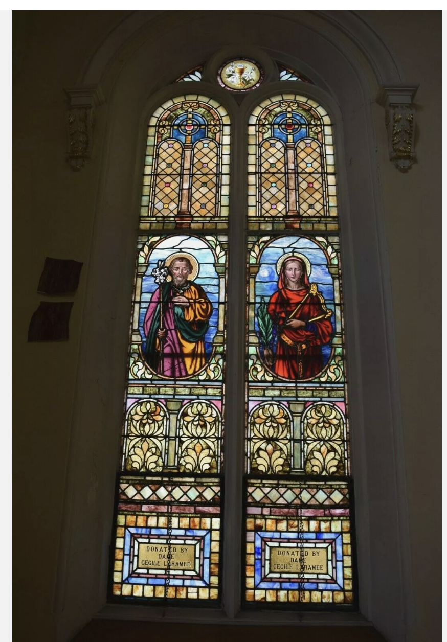 Stained glass window set 2 Fynders Keepers