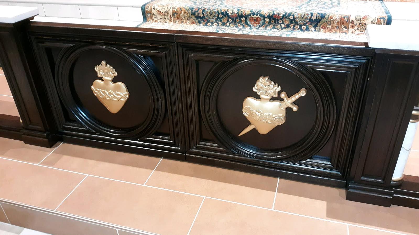 St Gabriels Marble, Oak,